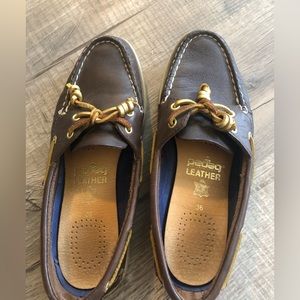 Sperry Leather authentic original boatshoes women size 6.5
